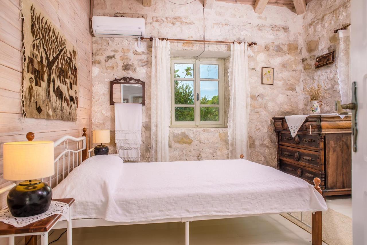 Jianni'S Villa - Stone Villa In The Greenery!! Vasilikos  Exterior photo